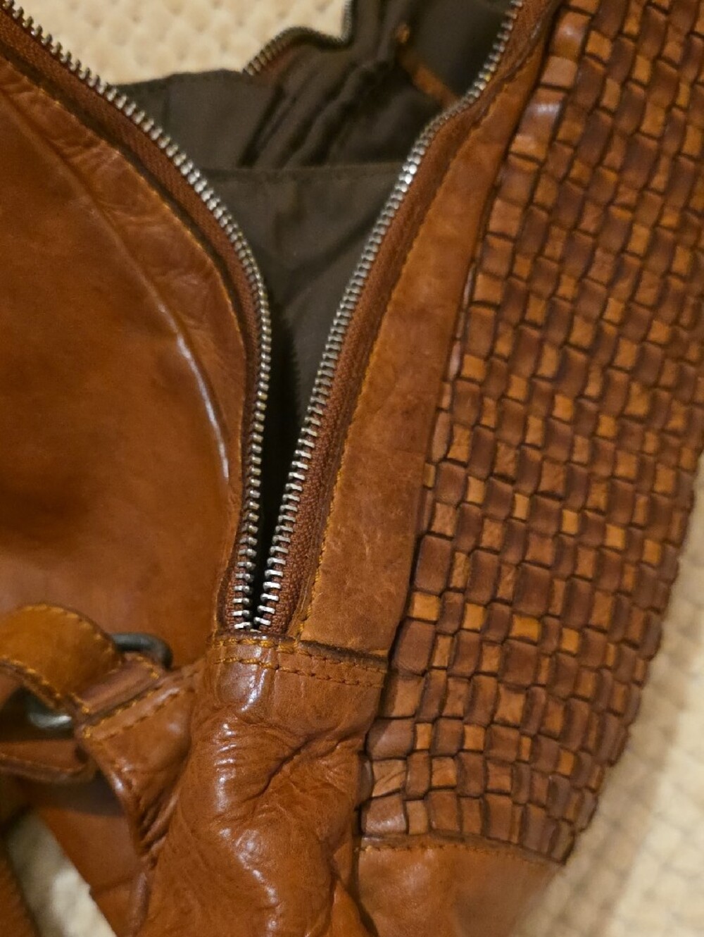 Vilenca Woven Leather Brown Backpack - Picture 5 of 11